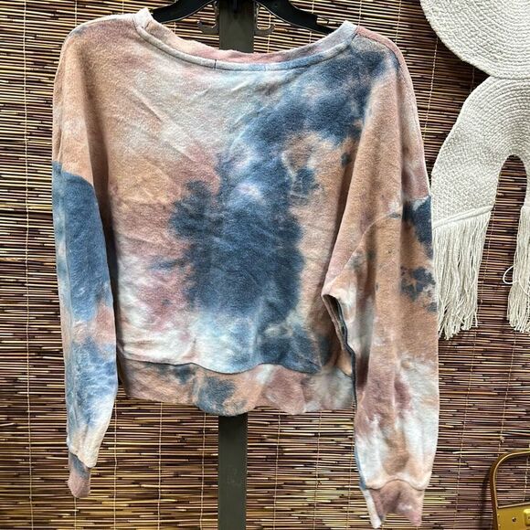 Hippie Rose Juniors' Ruffled-Hem Tank Top - Picture 3 of 3